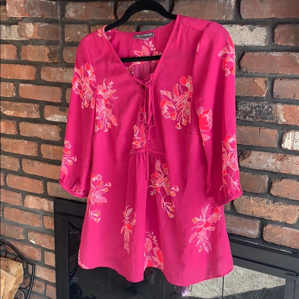 A pea in the pod blouse
